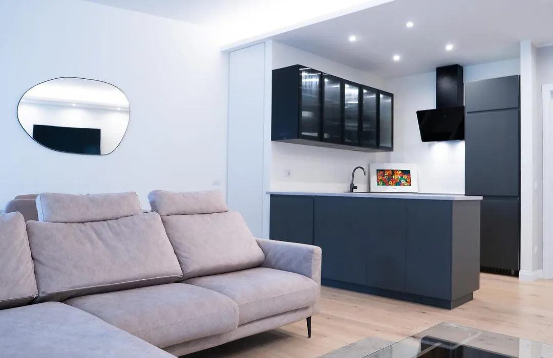 PRESTIGE BOUTIQUE HOMES - Piazza Duomo Exclusive Family Apartment-1